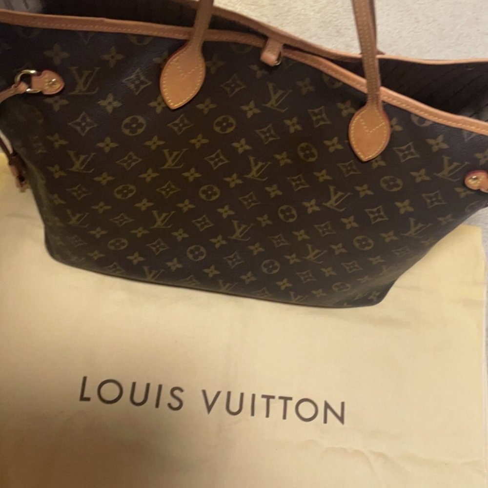 Louis Vuitton Neverfull GM Monogram Bag - Picture 7 of 13